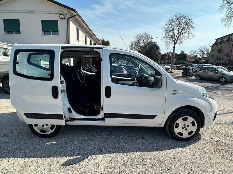 Usata Fiat Qubo Easy 77 CV (56 kW) 2018 Bianco Monovolume