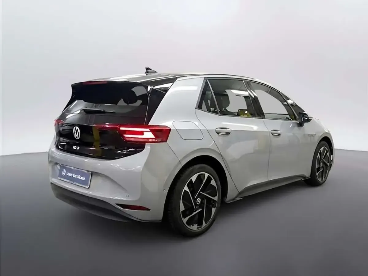 Usata VW ID.3 Pro Performance 150 kW (204 CV) 2025 Scale silver metallizzato nero Utilitaria