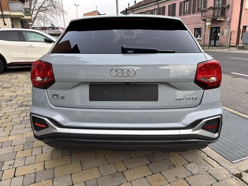 Usata Audi Q2 S-Line 150 CV (110 kW) 2024 Grigio SUV