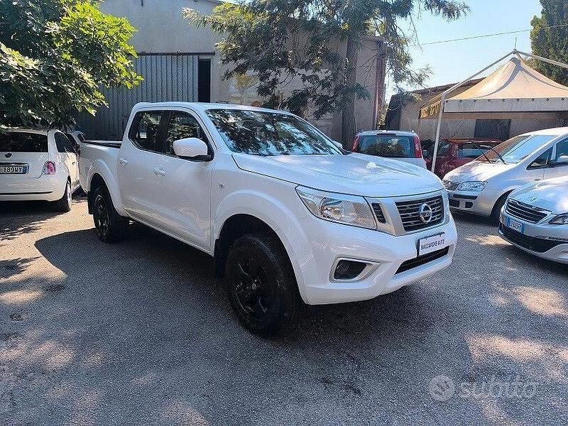 Usata Nissan Navara Acenta 163 CV (119 kW) 2016 Bianco Pick-up