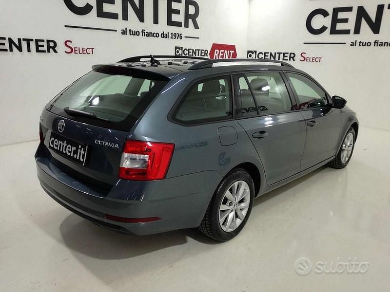 Usata Skoda Octavia Executive 116 CV (85 kW) 2019 Grigio Station wagon