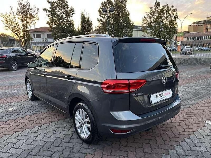 Usata VW Touran Business 116 CV (85 kW) 2017 Grigio Monovolume
