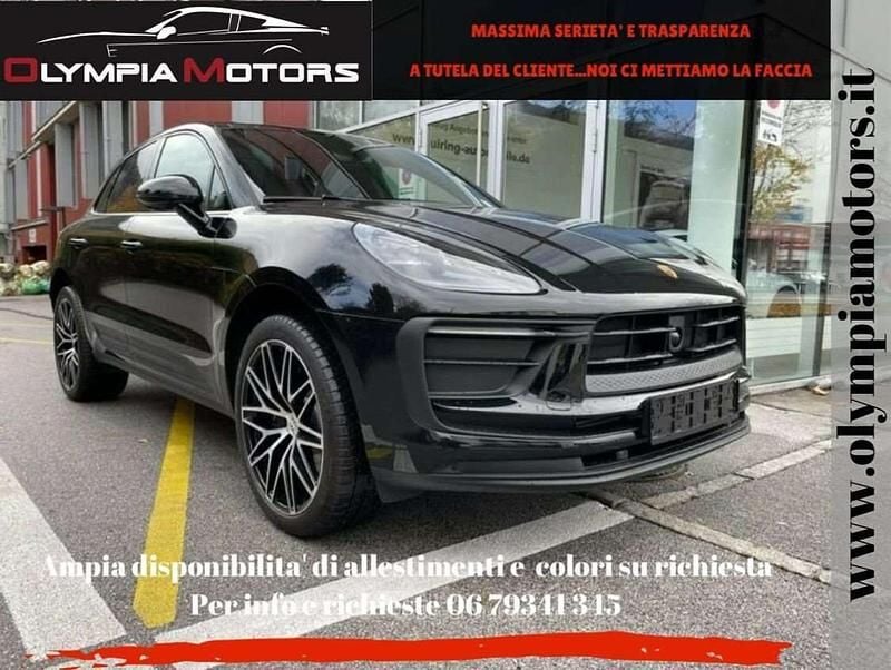 Nero Usata 2024 Porsche Macan SUV | 74.890 € (Ottimo prezzo) - Immagine 1/4
