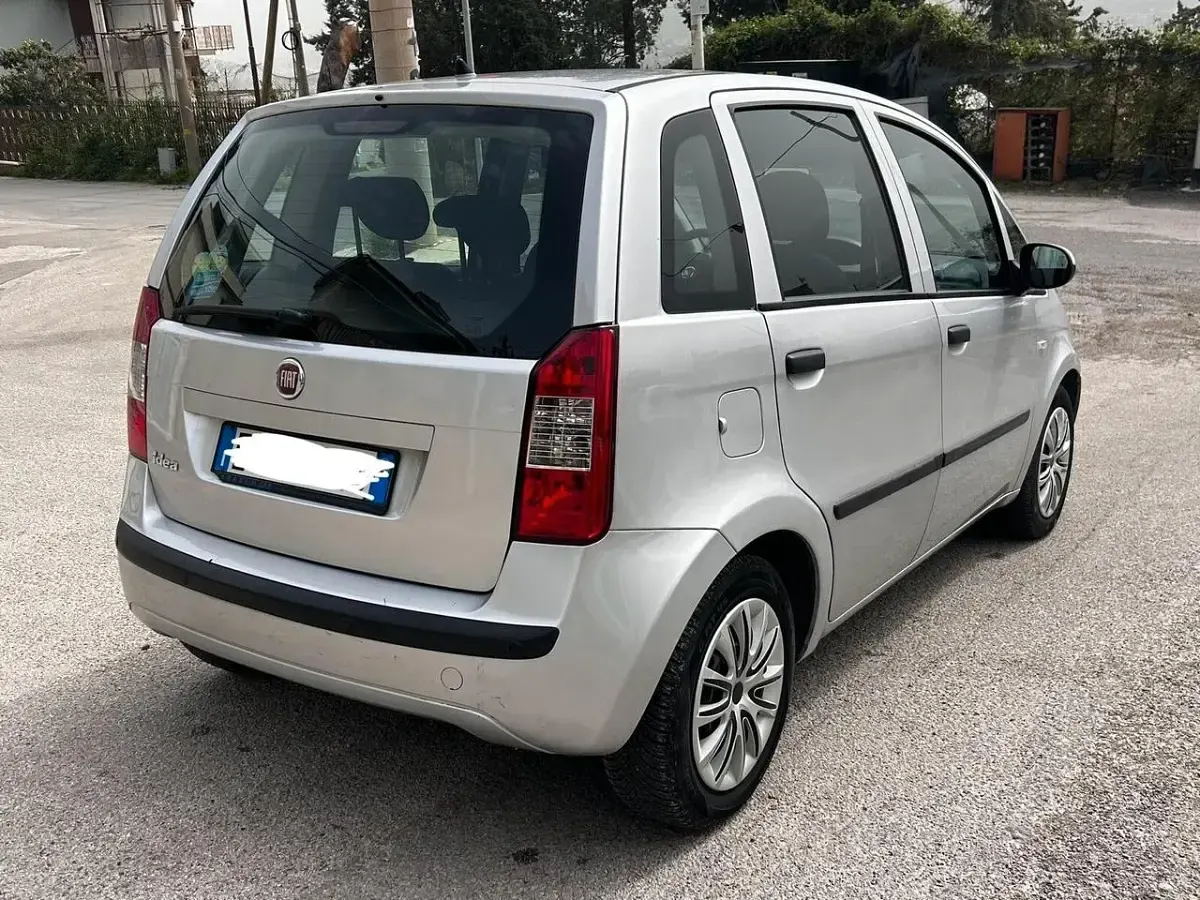 Usata Fiat Idea Dynamic 90 CV (66 kW) 2010 Grigio Monovolume