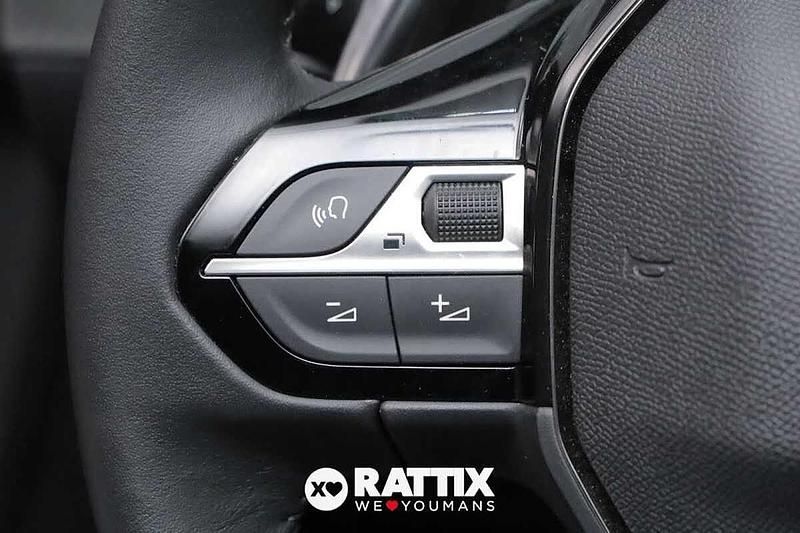 Usata Peugeot 208 Allure 110 CV (80 kW) 2025 Grigio Utilitaria