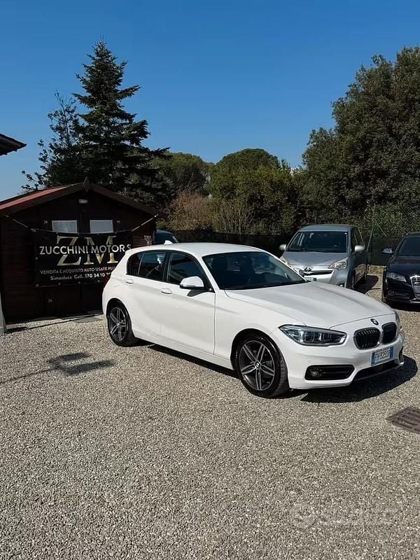 Usata BMW 118 Sport Line 150 CV (110 kW) 2017 Bianco Utilitaria