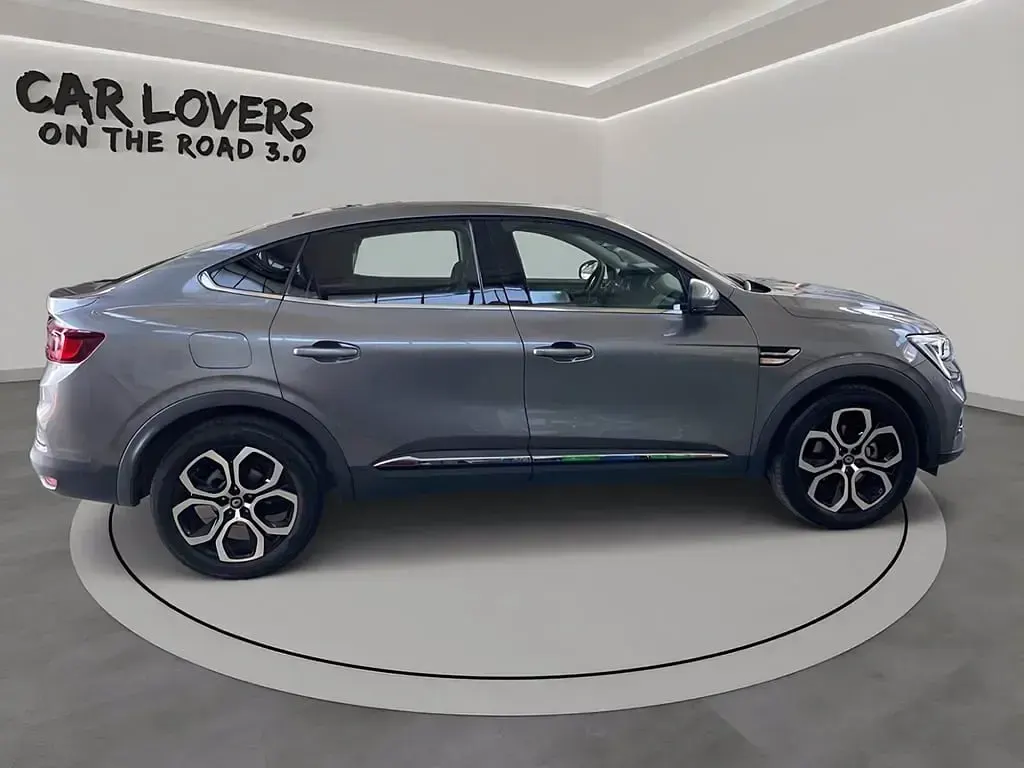 Usata Renault Arkana Techno 143 CV (105 kW) 2023 Grigio SUV