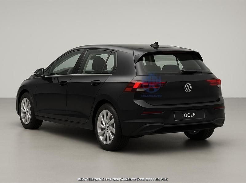 Begagnad VW Golf VIII Active 150 HK (110 kW) 2023 Svart Halvkombi