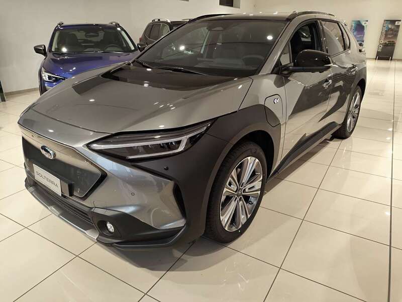Usata Subaru Solterra 72 kW (98 CV) 2024 Grigio SUV