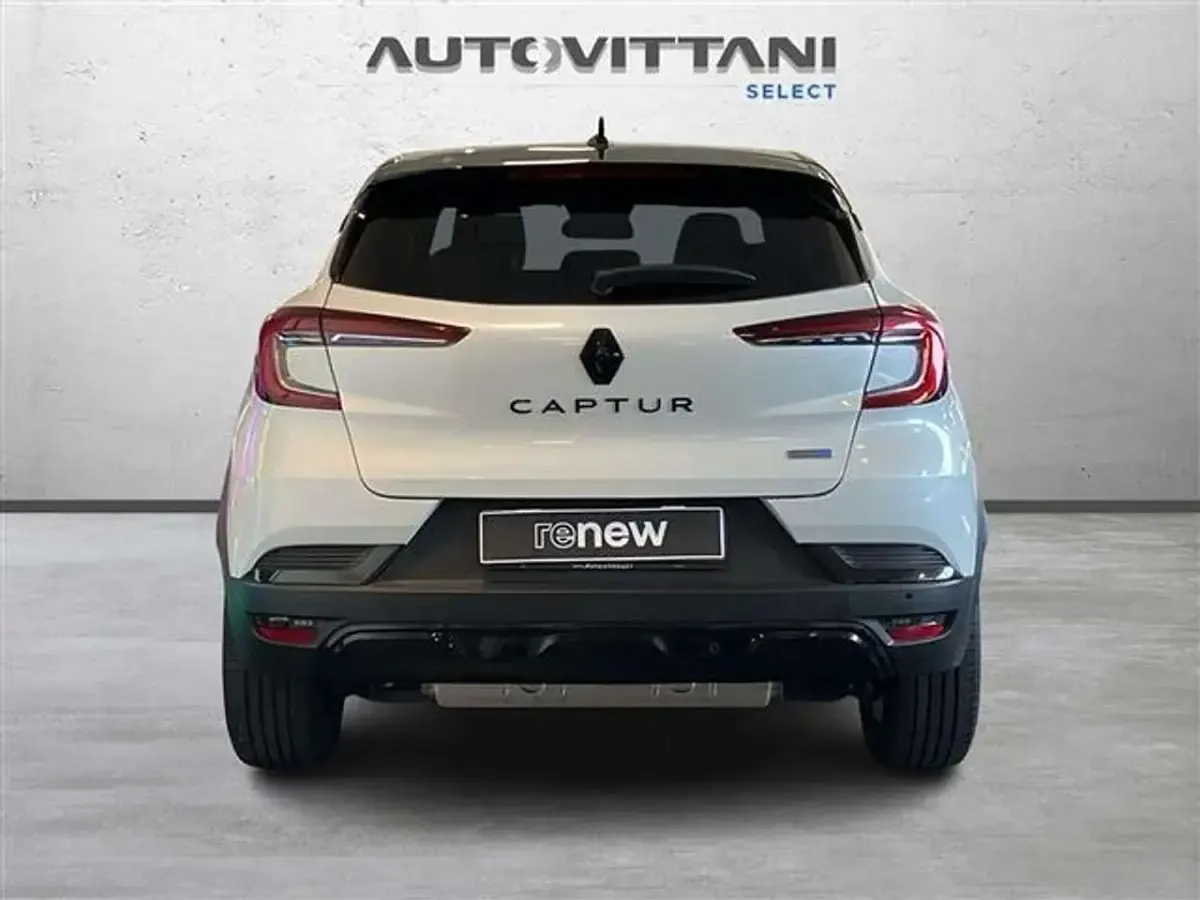 Usata Renault Captur Rive Gauche 160 CV (117 kW) 2022 Bianco SUV