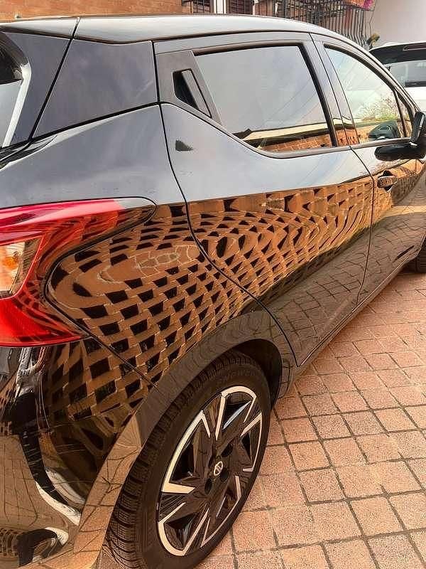 Usata Nissan Micra Tekna 92 CV (67 kW) 2021 Nero Utilitaria