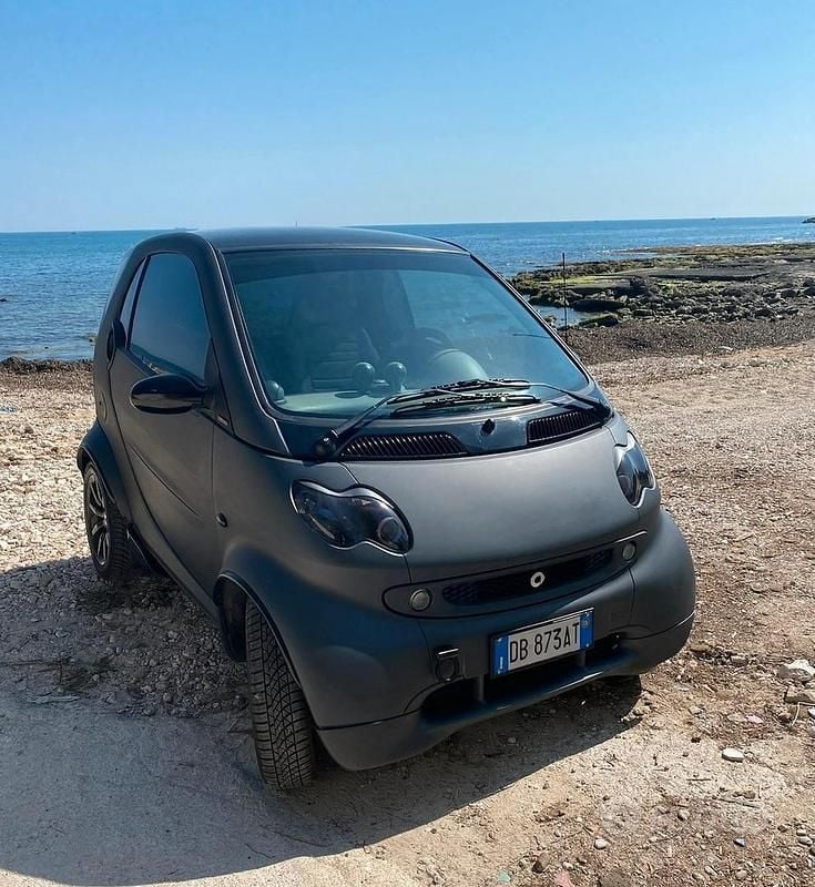 Usata Smart ForTwo Coupé 41 CV (30 kW) 2006 Utilitaria
