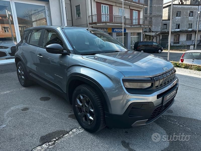 Usata Jeep Avenger Longitude 101 CV (74 kW) 2024 Grigio SUV
