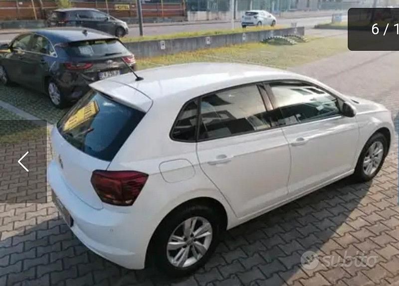 Usata VW Polo Trendline 75 CV (55 kW) 2018 Bianco Utilitaria