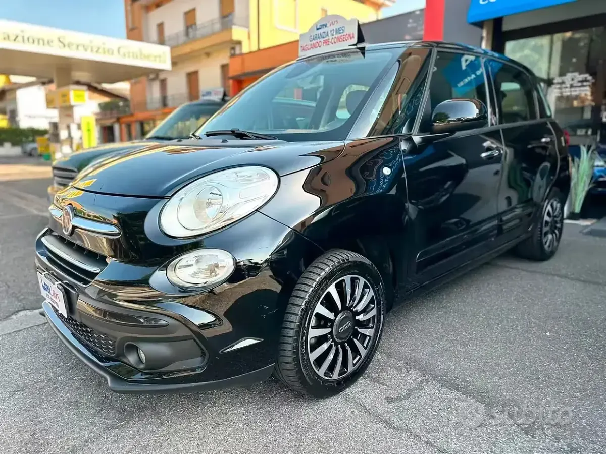 Usata Fiat 500L Lounge 120 CV (88 kW) 2019 Nero Monovolume