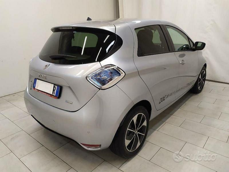 Usata Renault Zoe Intens 80 kW (109 CV) 2018 Argento Utilitaria
