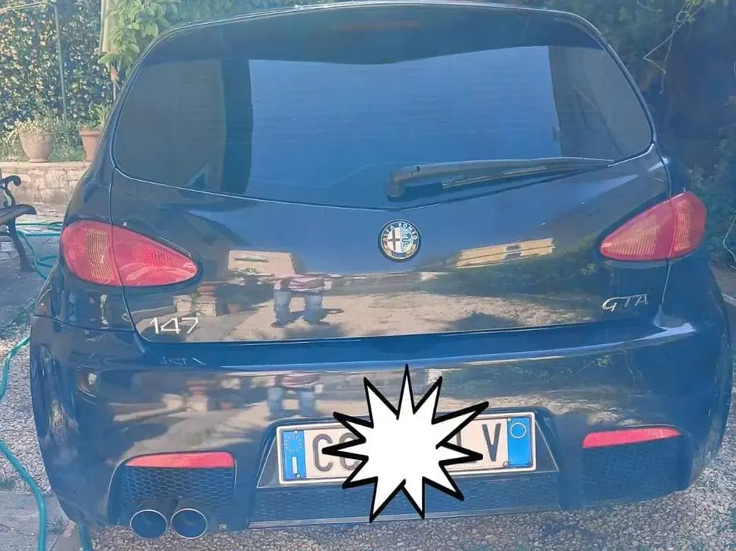 Usata Alfa Romeo 2000 252 CV (185 kW) 2002 Nero Berlina