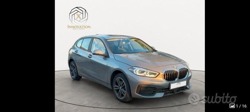 Usata BMW 118 150 CV (110 kW) 2023 Grigio Utilitaria