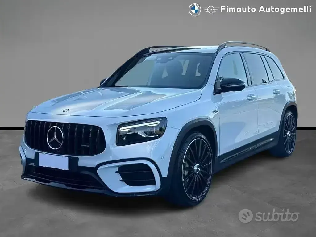 Usata Mercedes GLB35 AMG Line Premium Plus 306 CV (225 kW) 2024 Bianco / pastello SUV