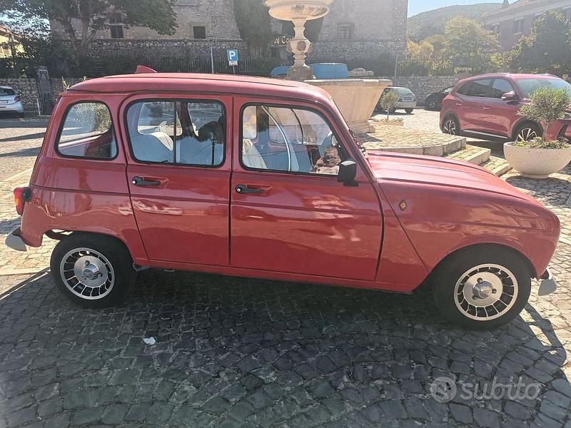 Usata Renault R4 33 CV (24 kW) 1989