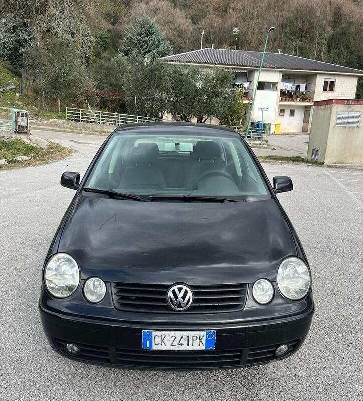 Usata VW Polo 75 CV (55 kW) 2004 Nero Utilitaria