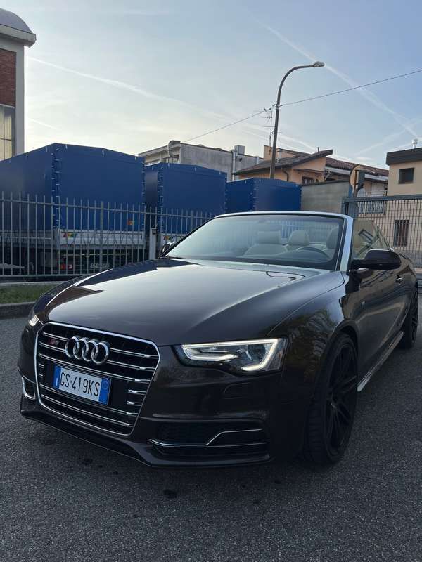 Usata Audi A5 Cabriolet 211 CV (155 kW) 2011 Marrone Cabrio