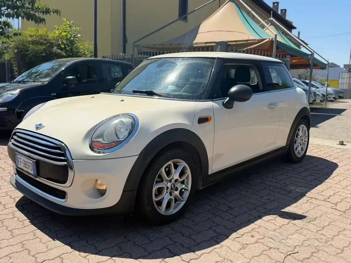 Usata Mini One D 95 CV (69 kW) 2016 Bianco Utilitaria