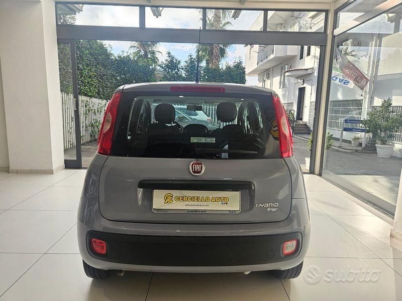 Usata Fiat Panda S 70 CV (51 kW) 2022 Grigio(met.) Utilitaria