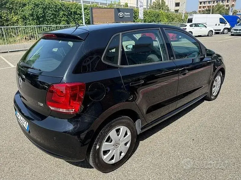 Usata VW Polo Comfortline 75 CV (55 kW) 2013 Nero Utilitaria