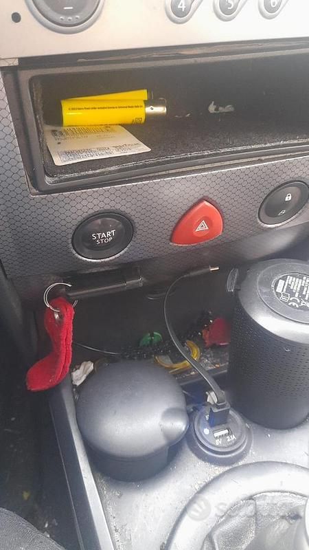 Usata Renault Mégane II LIMITED 102 CV (75 kW) 2007 Nero Berlina