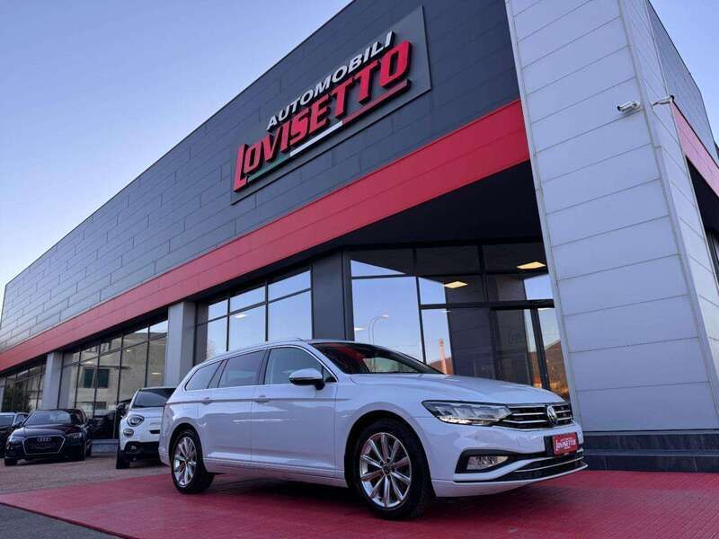 Bianco Usata 2022 VW Passat Business Station wagon | 17.900 € (Buon prezzo) - Immagine 1/4