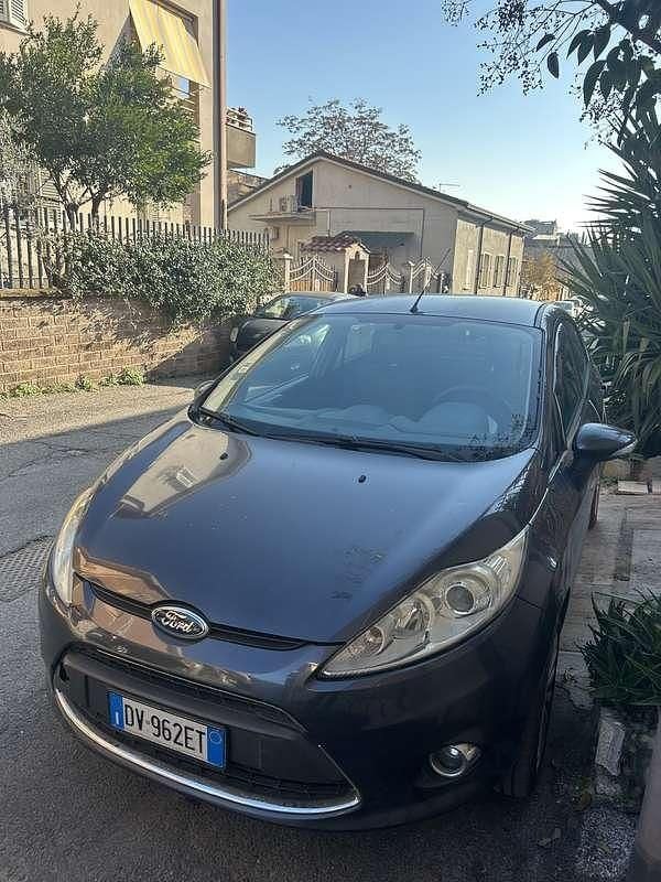 Usata Ford Fiesta Titanium 68 CV (50 kW) 2008 Utilitaria