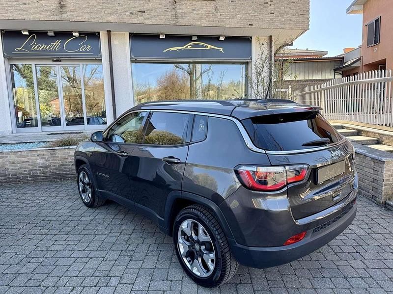 Usata Jeep Compass Limited 140 CV (102 kW) 2018 Grigio SUV