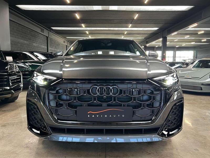 Nuova Audi Q8 S-Line 286 CV (210 kW) 2026 Grigio daytona SUV