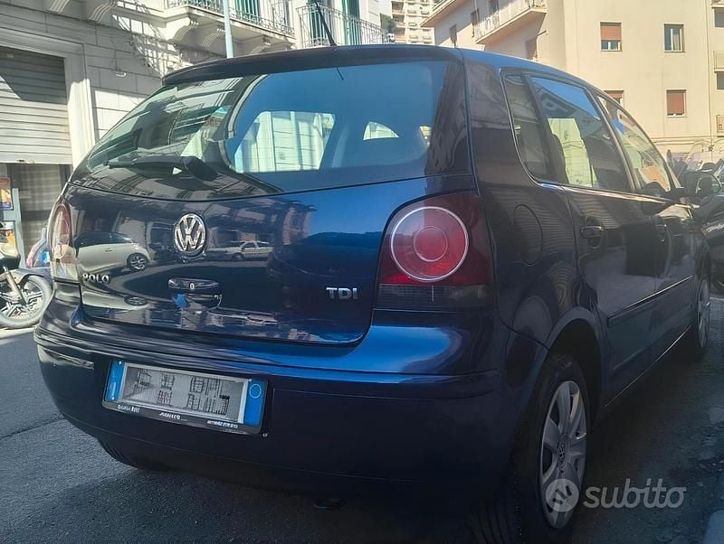 Usata VW Polo Comfortline 69 CV (50 kW) 2006 Blu Utilitaria