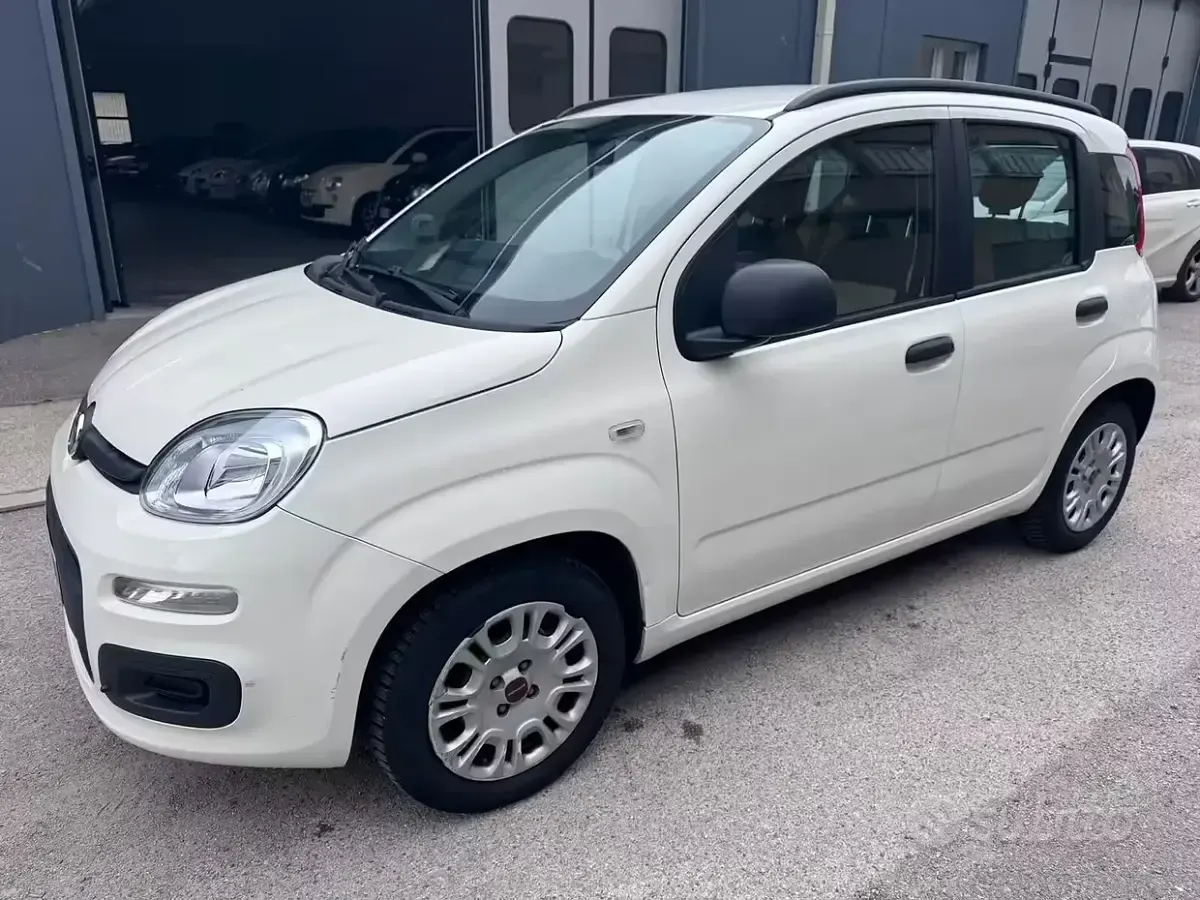 Gebraucht Fiat Panda Lounge 69 PS (50 kW) 2012 Weiß Kleinwagen