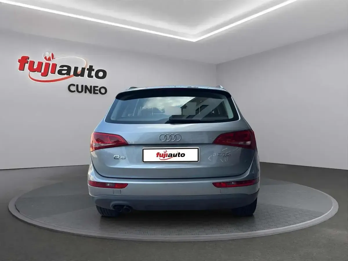 Usata Audi Q5 Ambiente 170 CV (125 kW) 2010 Grigio SUV