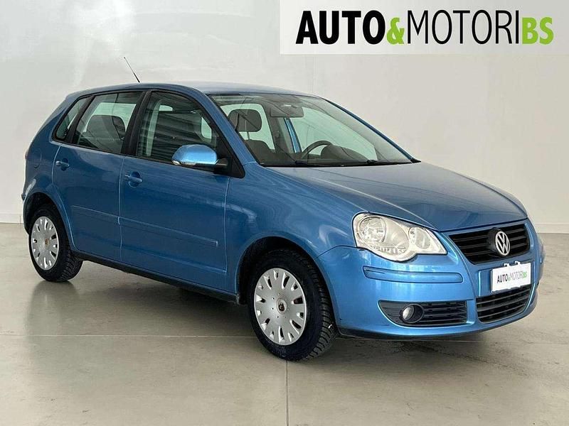 Begagnad VW Polo Comfortline 64 HK (47 kW) 2007 Blå Sedan