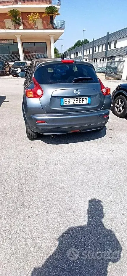 Usata Nissan Juke 110 CV (80 kW) 2013 Grigio SUV