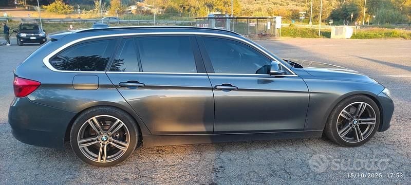 Usata BMW 318 Efficient Dynamics 2018 Grigio Station wagon