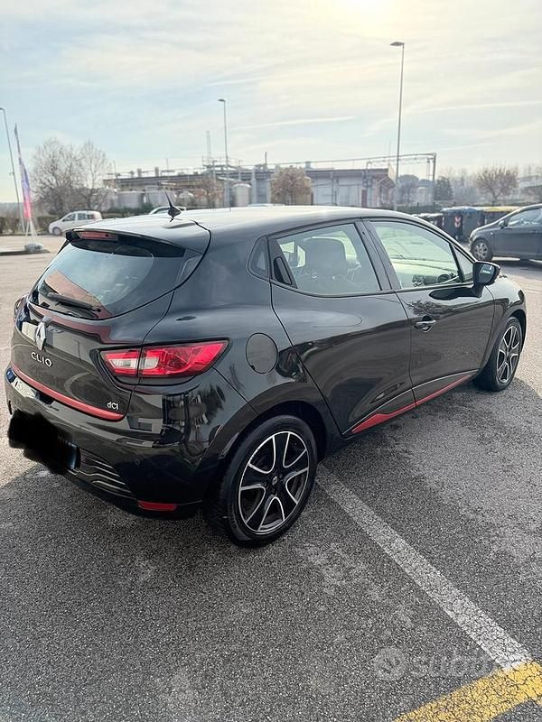 Usata Renault Clio IV 90 CV (66 kW) 2013 Nero Berlina