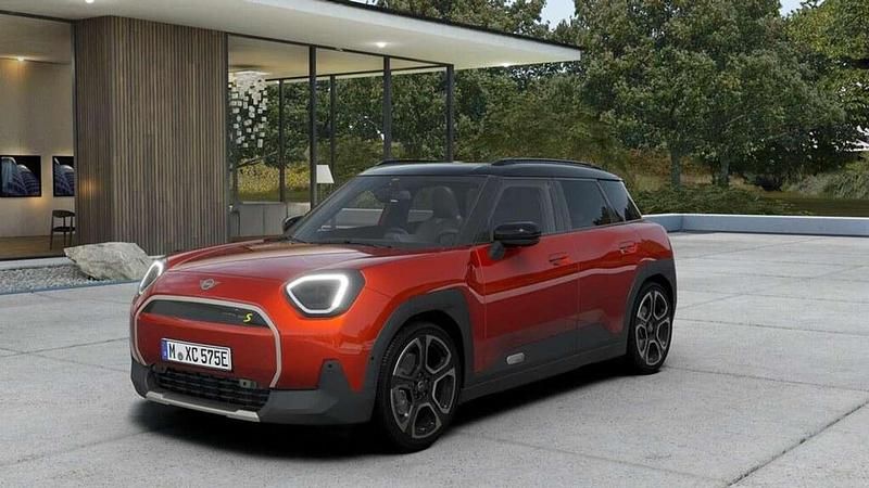 Nuova Mini Aceman Favoured 160 kW (218 CV) 2026 Rebel red SUV