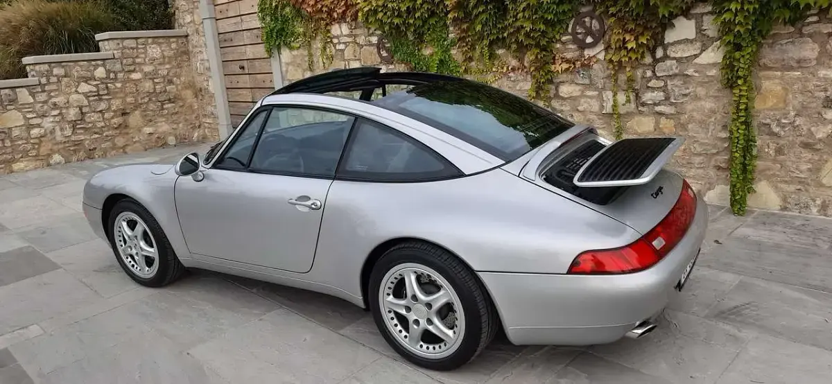 Usata Porsche 993 286 CV (210 kW) 1996 Arktissilber met (92u) Cabrio