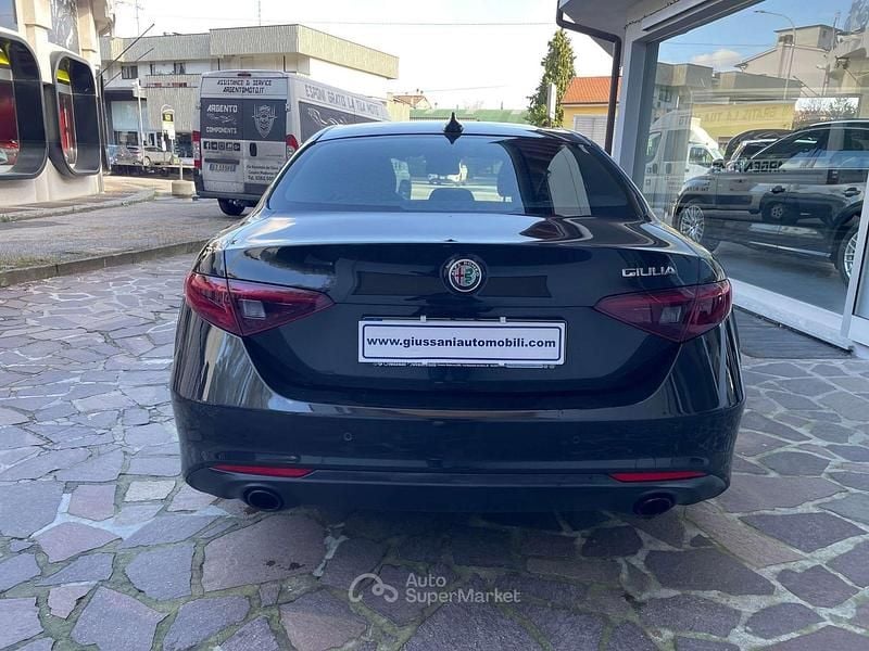 Usata Alfa Romeo Giulia Business 160 CV (117 kW) 2023 Nero Berlina