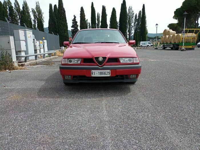 Usata Alfa Romeo 155 126 CV (92 kW) 1994 Rosso Berlina