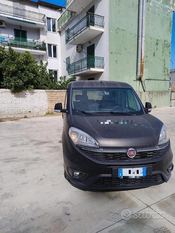 Usata Fiat Doblò 90 CV (66 kW) 2015 Monovolume