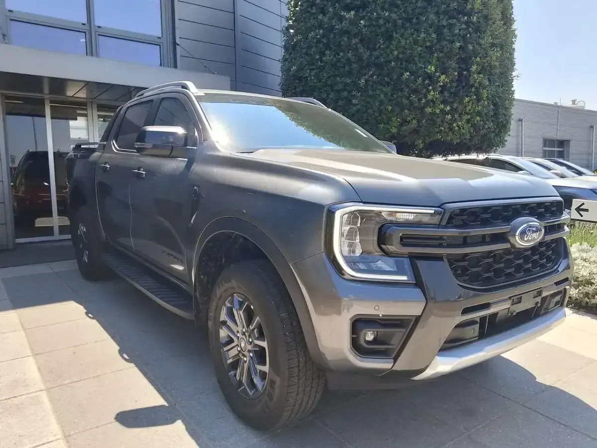 Nuova Ford Ranger Wildtrack 205 CV (150 kW) 2026 Grigio Pick-up