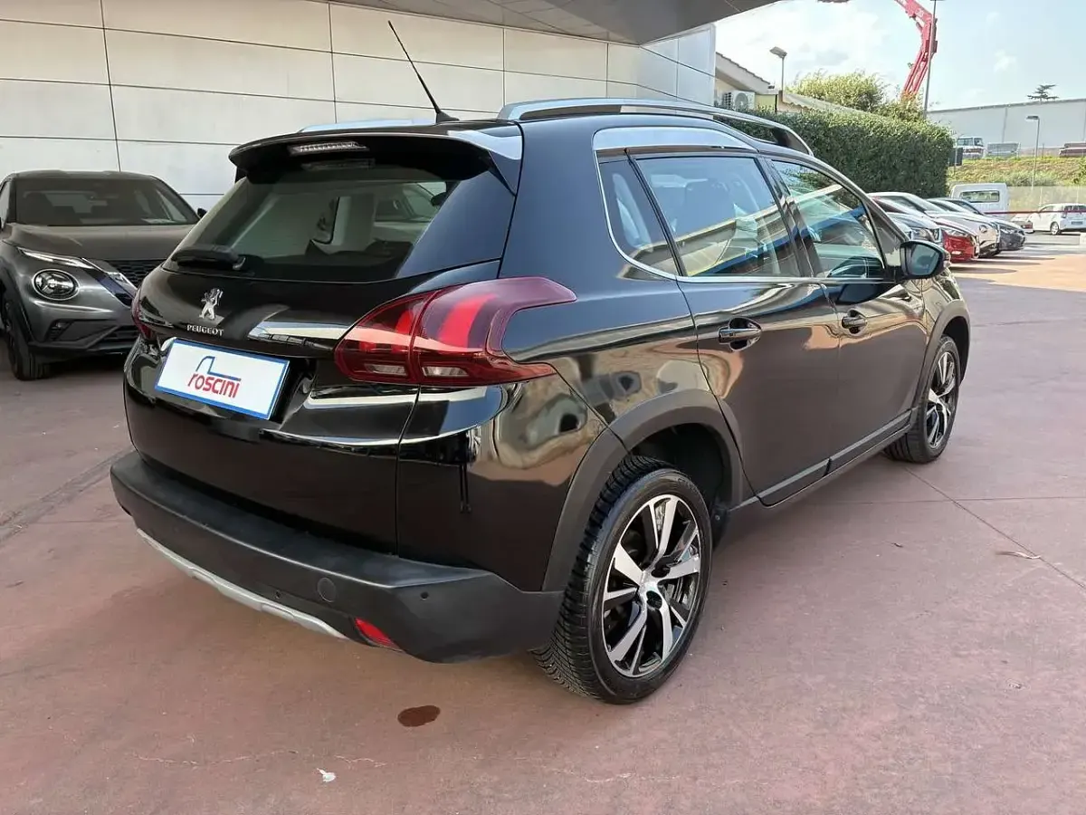 Usata Peugeot 2008 Allure 131 CV (96 kW) 2019 Nero SUV