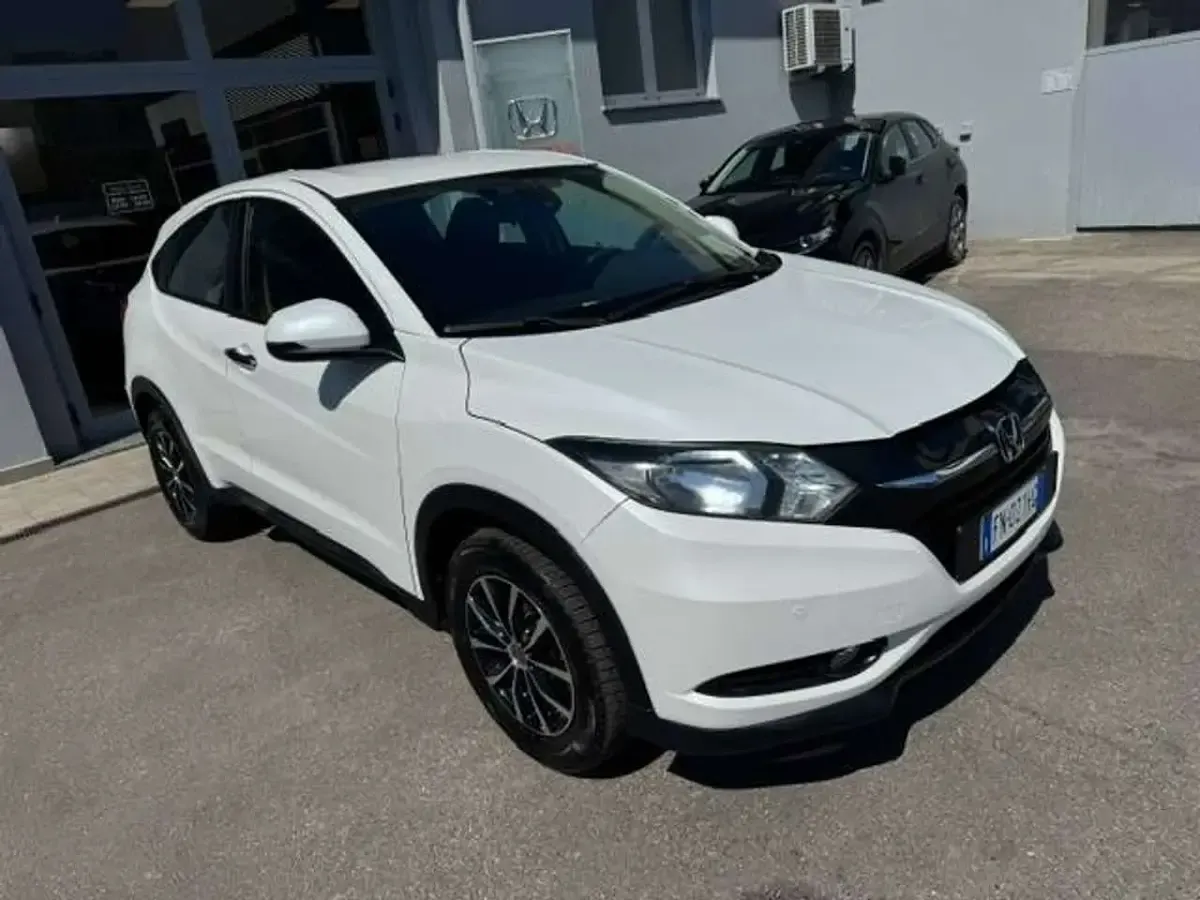 Usata Honda HR-V Elegance 131 CV (96 kW) 2018 Bianco SUV