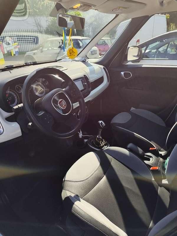 Usata Fiat 500L Living 95 CV (69 kW) 2016 Bianco Monovolume